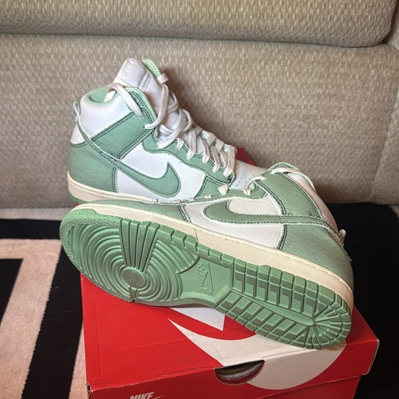 Nike Dunk HI 1985 - Picture 2 of 3